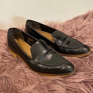 Everlane black Italian leather modern loafers size 8